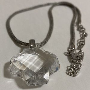 VINTAGE  SWAROVSKI CRYSTAL CROSS NECKLCE & PENDANT